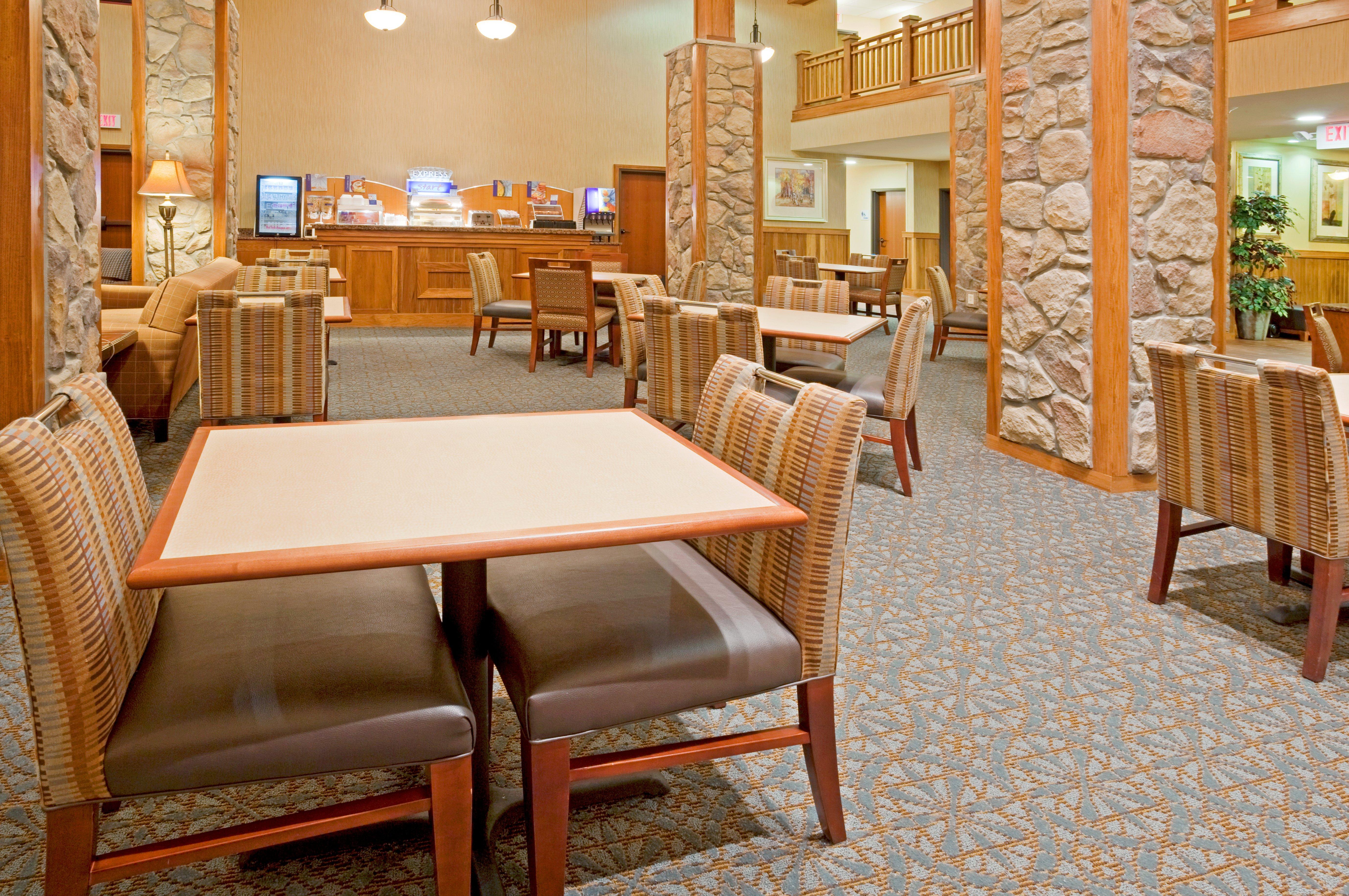 Comfort Inn & Suites Mountain Iron And Virginia Екстер'єр фото