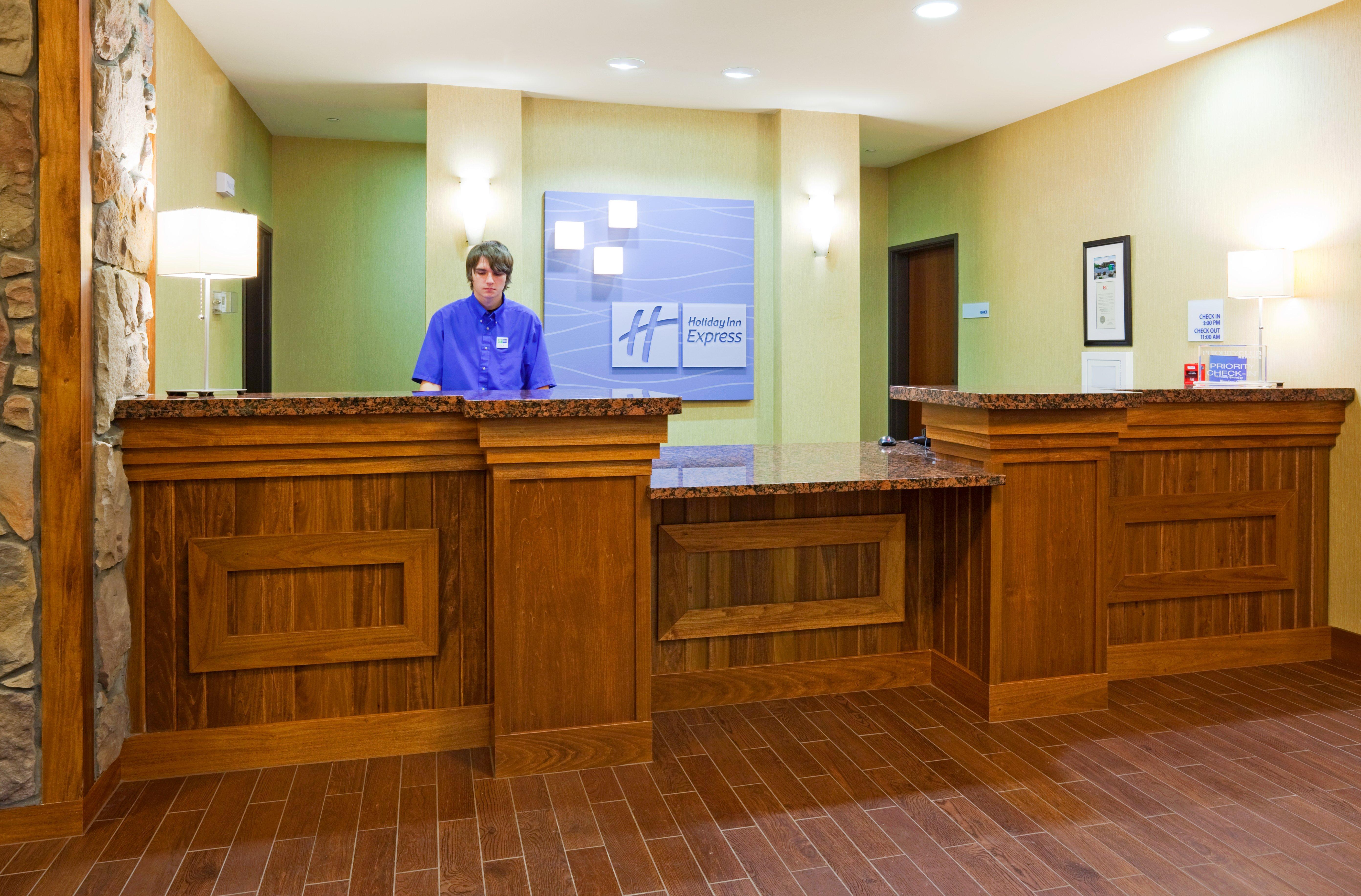 Comfort Inn & Suites Mountain Iron And Virginia Екстер'єр фото