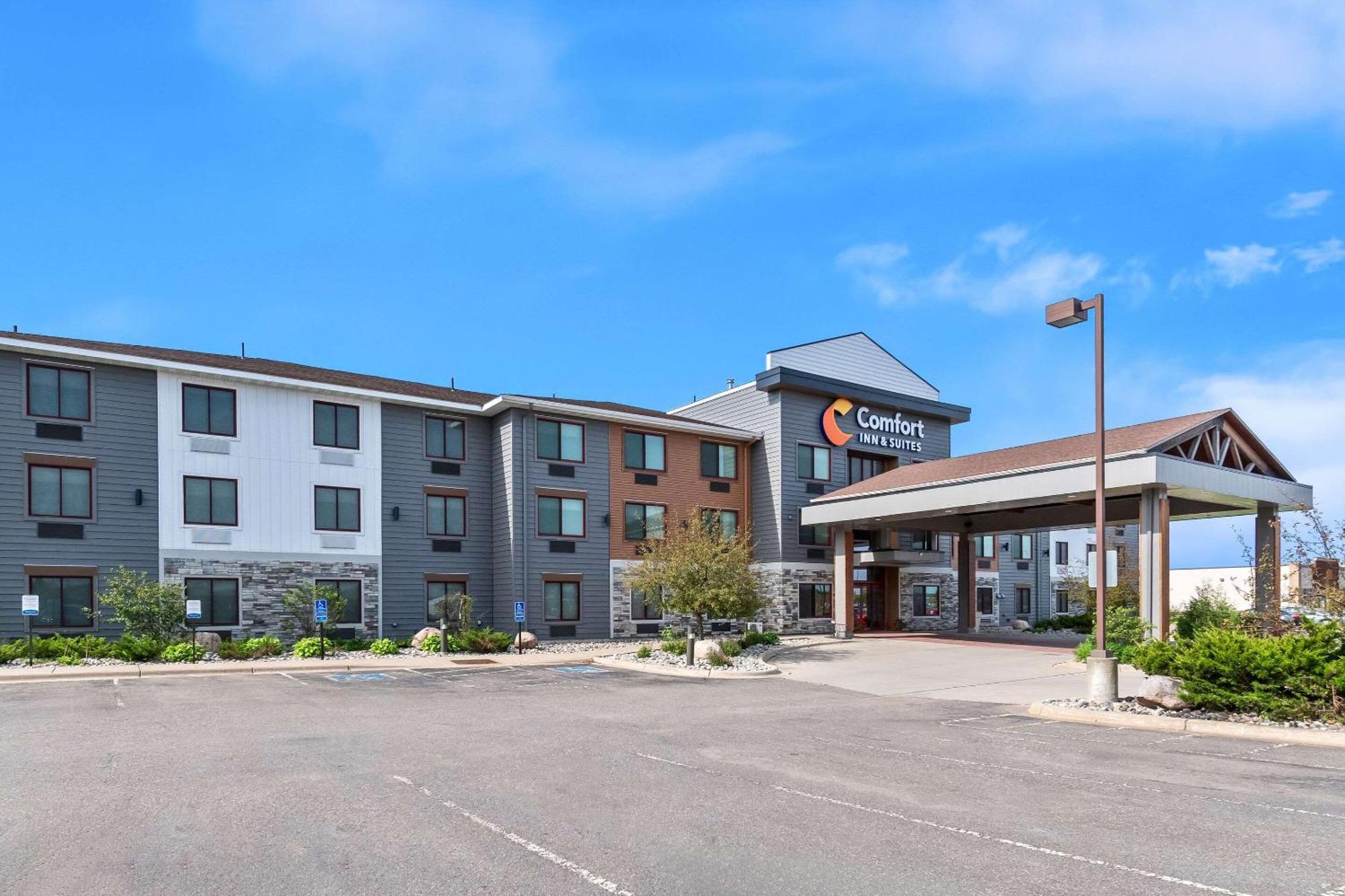Comfort Inn & Suites Mountain Iron And Virginia Екстер'єр фото