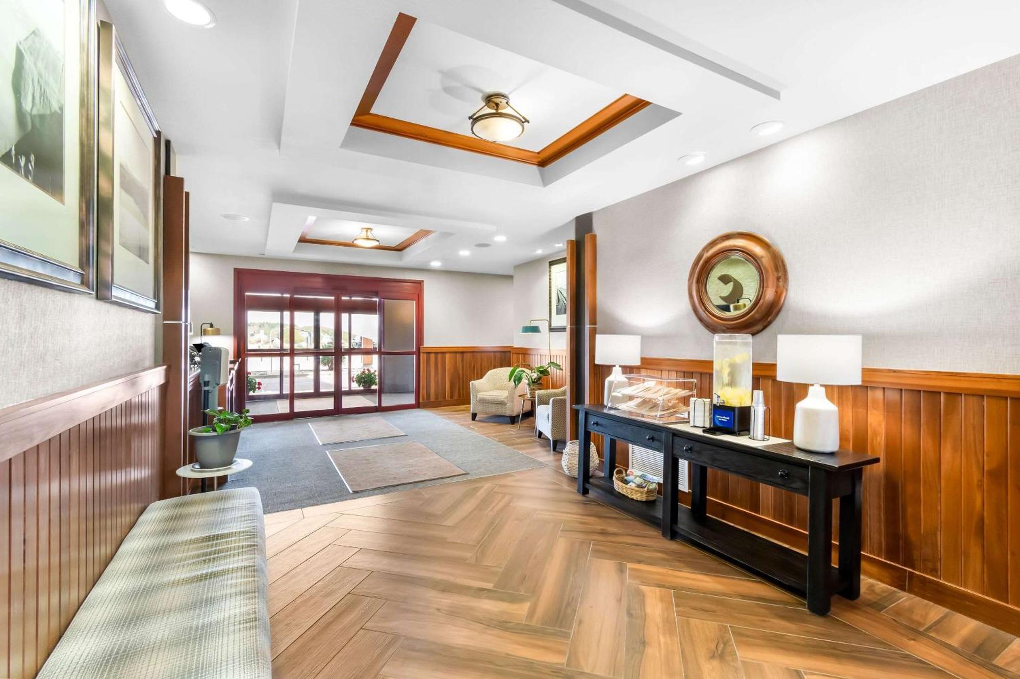 Comfort Inn & Suites Mountain Iron And Virginia Екстер'єр фото