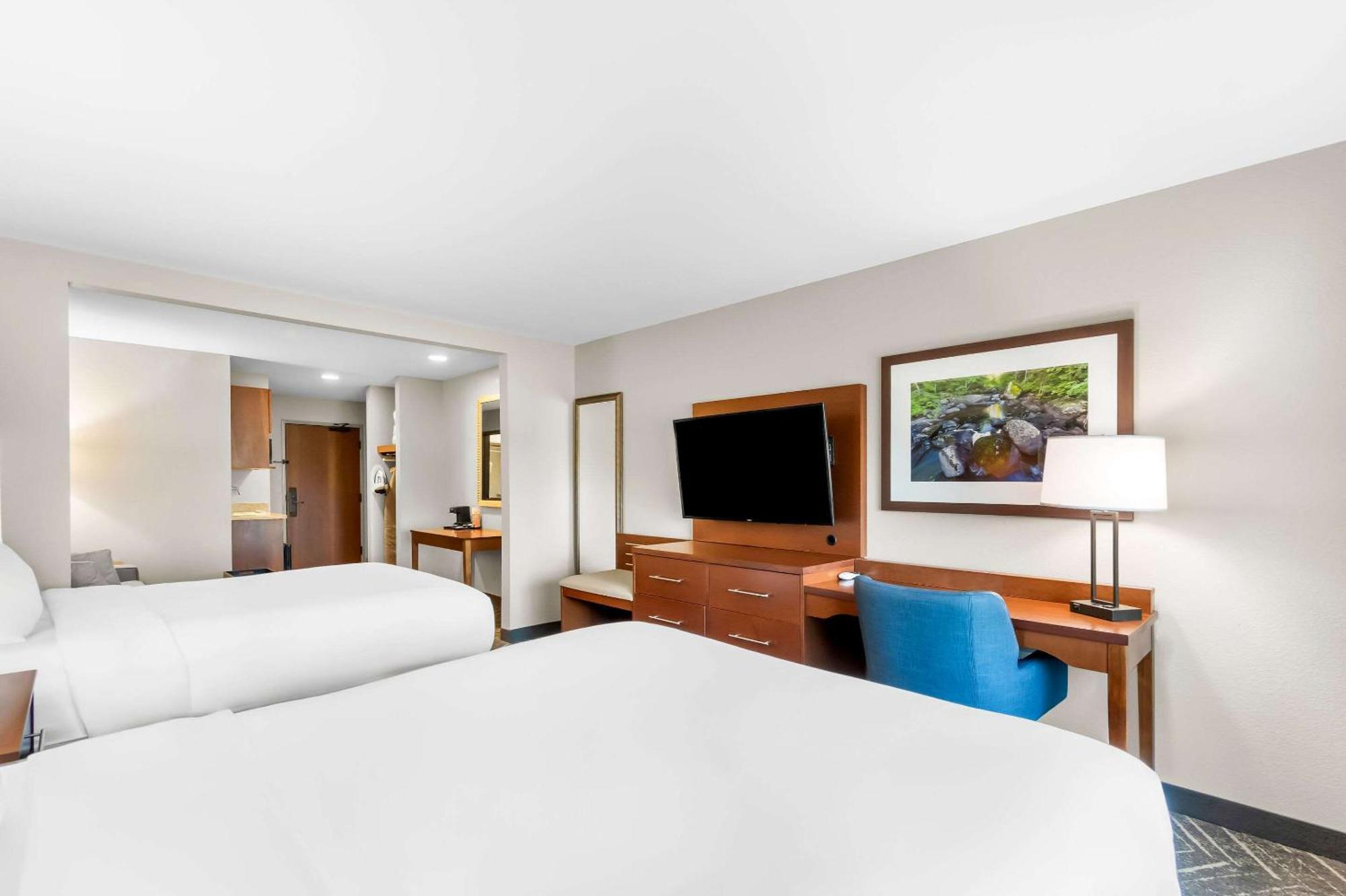 Comfort Inn & Suites Mountain Iron And Virginia Екстер'єр фото