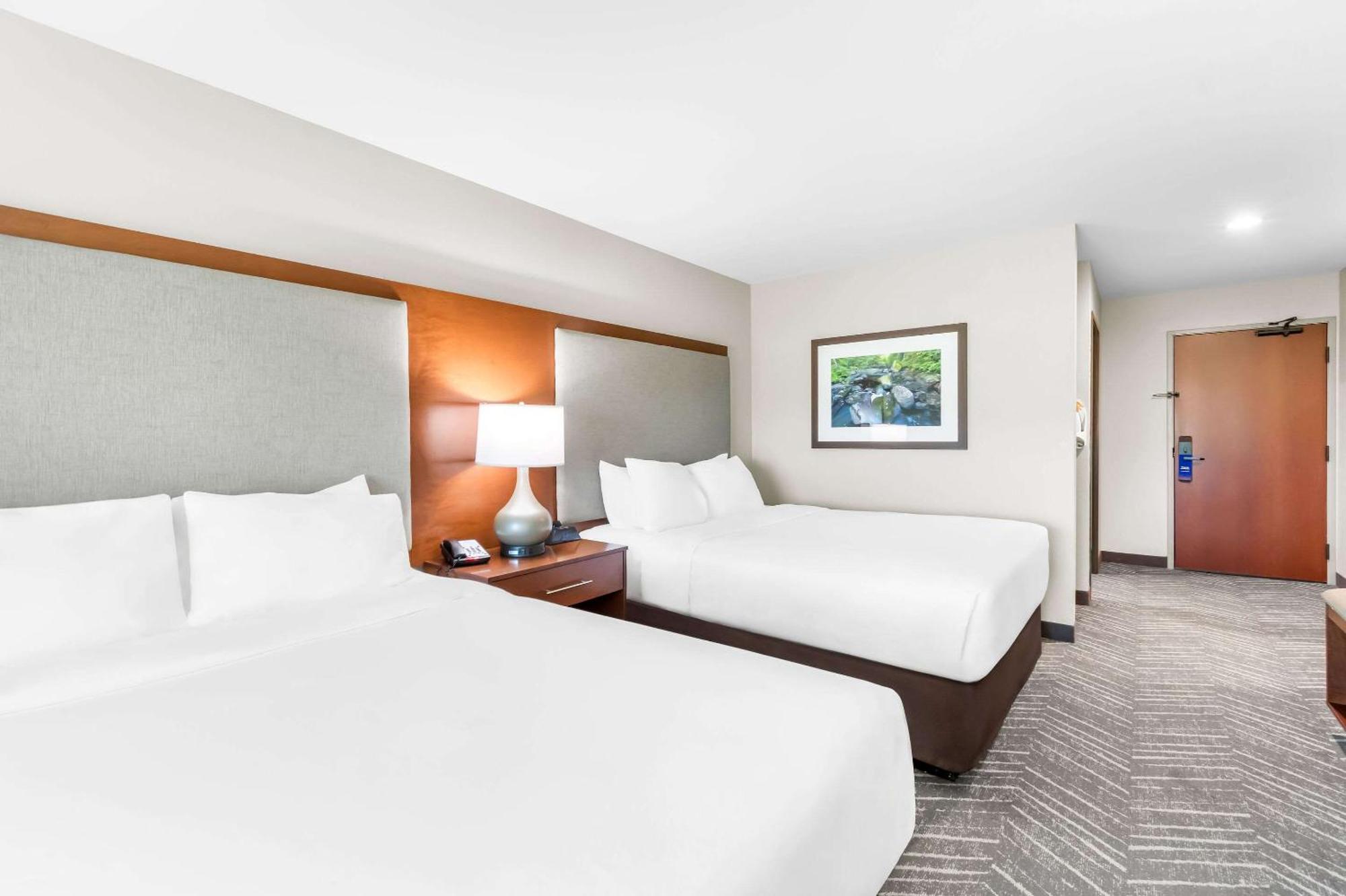 Comfort Inn & Suites Mountain Iron And Virginia Екстер'єр фото